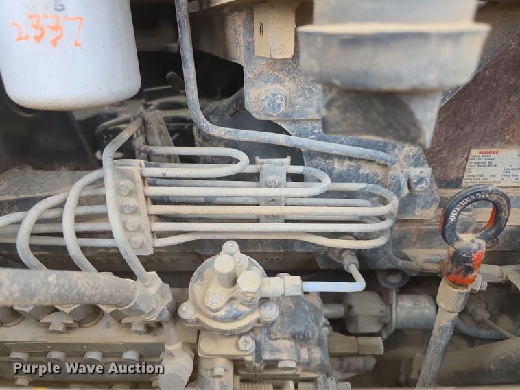 image for item FI0746 Komatsu D61EX dozer