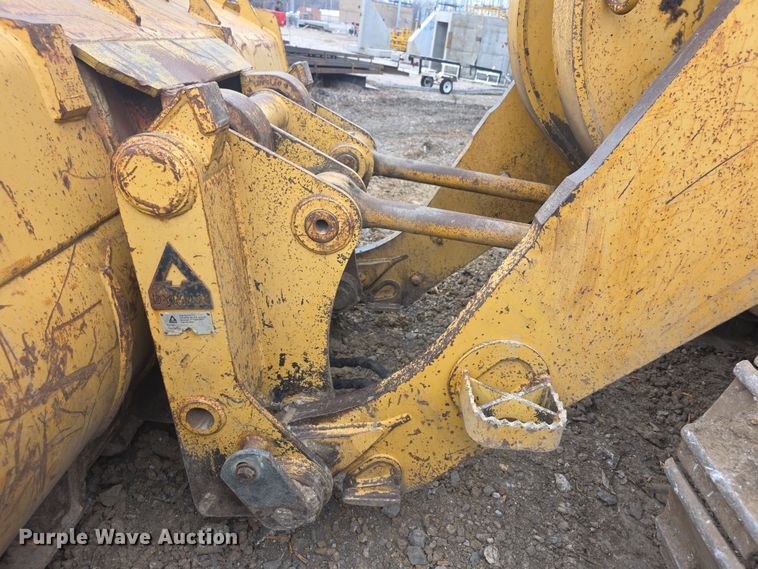 image for item FI0747 2003 Caterpillar 973C track loader