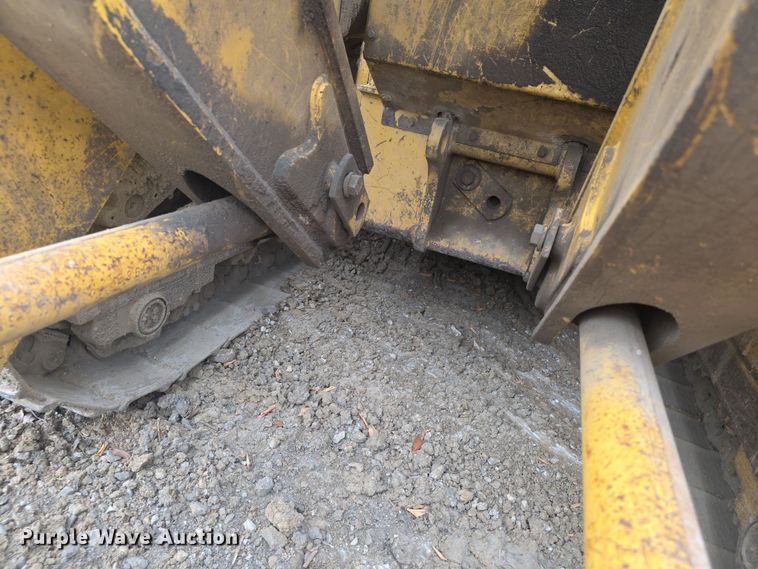 image for item FI0747 2003 Caterpillar 973C track loader