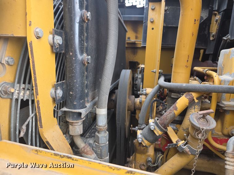 image for item FI0747 2003 Caterpillar 973C track loader