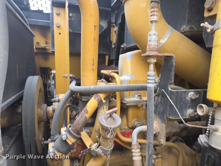 image for item FI0747 2003 Caterpillar 973C track loader