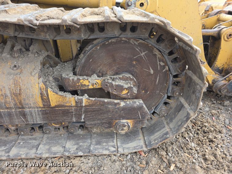 image for item FI0747 2003 Caterpillar 973C track loader