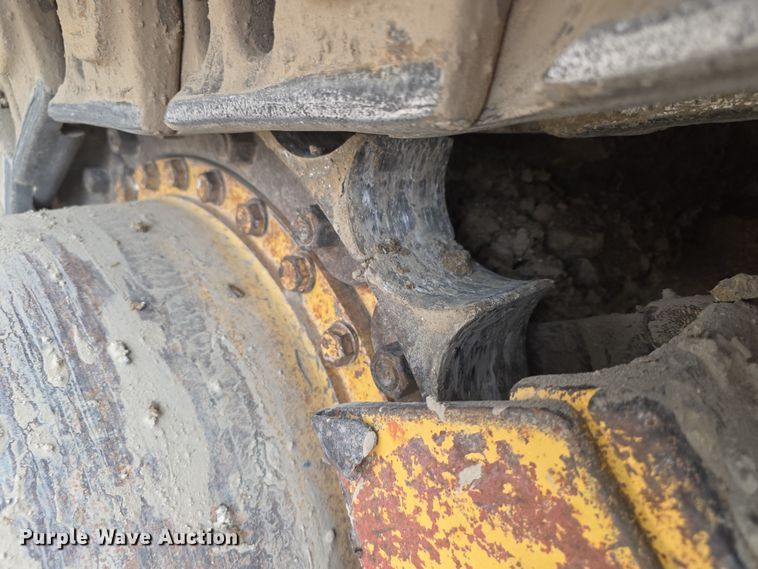 image for item FI0747 2003 Caterpillar 973C track loader