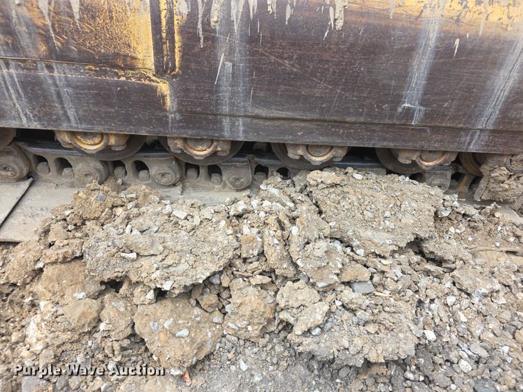 image for item FI0747 2003 Caterpillar 973C track loader