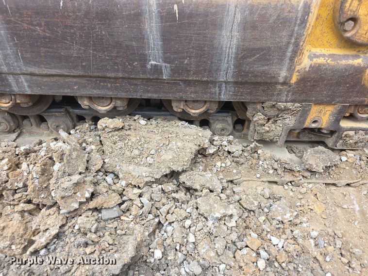 image for item FI0747 2003 Caterpillar 973C track loader