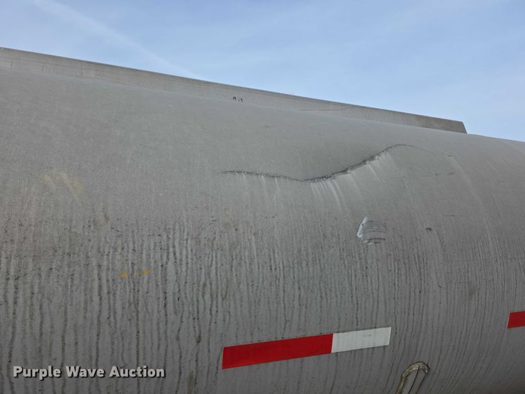 image for item FI0749 1975 Fruehauf TAGF2FSF tank trailer