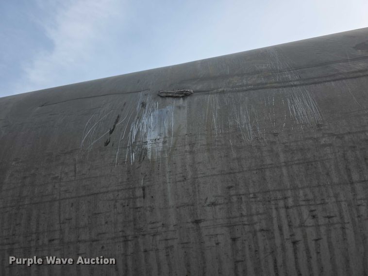 image for item FI0749 1975 Fruehauf TAGF2FSF tank trailer