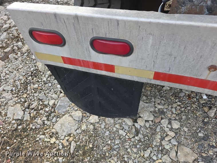 image for item FI0749 1975 Fruehauf TAGF2FSF tank trailer