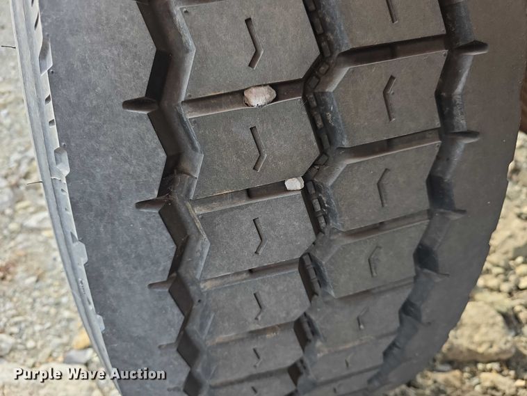 image for item FI0749 1975 Fruehauf TAGF2FSF tank trailer