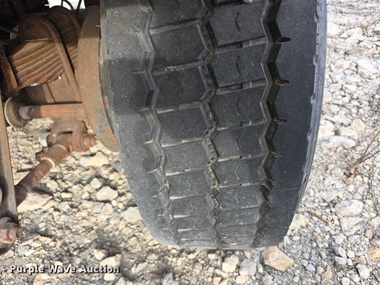 image for item FI0749 1975 Fruehauf TAGF2FSF tank trailer