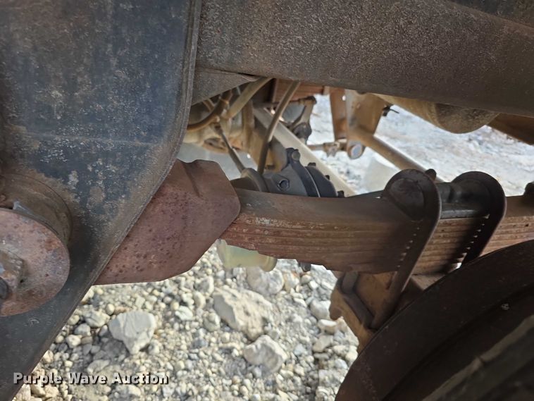 image for item FI0749 1975 Fruehauf TAGF2FSF tank trailer