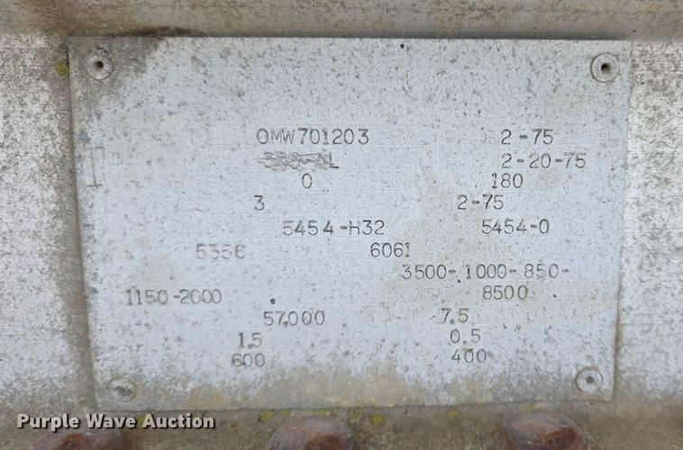 image for item FI0749 1975 Fruehauf TAGF2FSF tank trailer