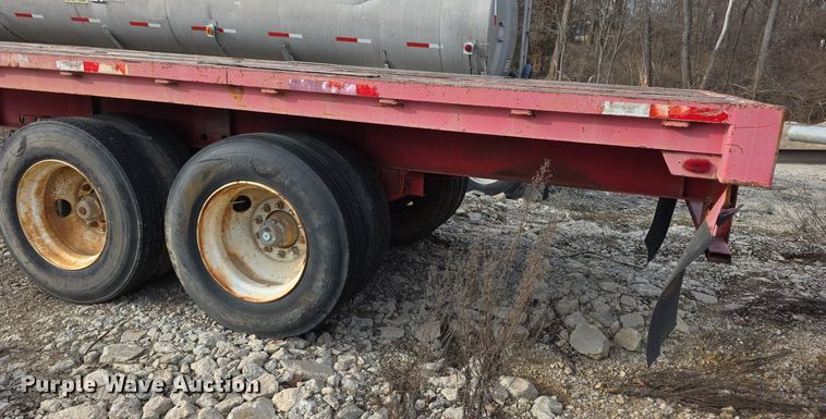 image for item FI0750 1980 Great Dane GPS42 flatbed trailer