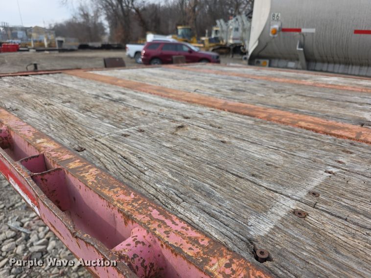 image for item FI0750 1980 Great Dane GPS42 flatbed trailer