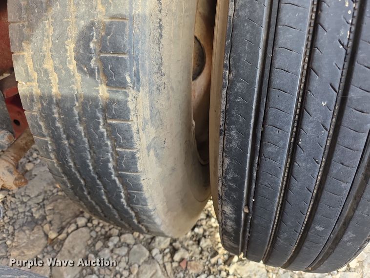 image for item FI0750 1980 Great Dane GPS42 flatbed trailer