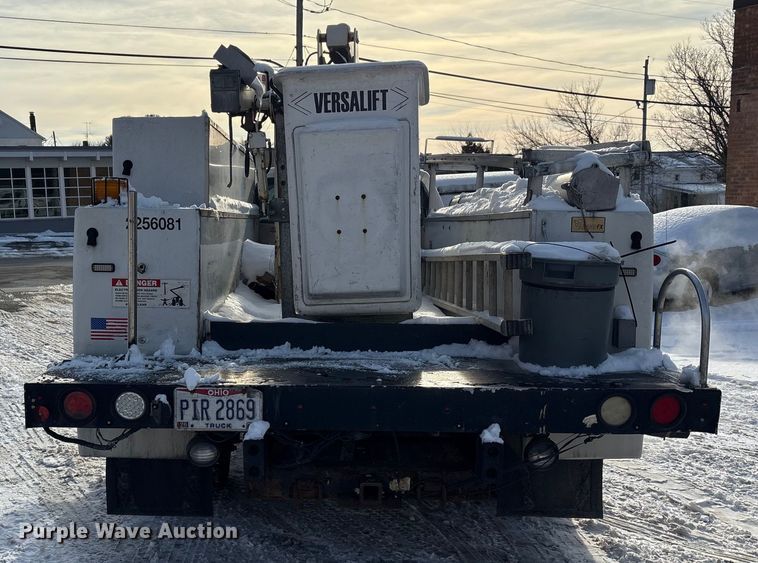 image for item FK1045 2015 Ford F450 utility / service truck