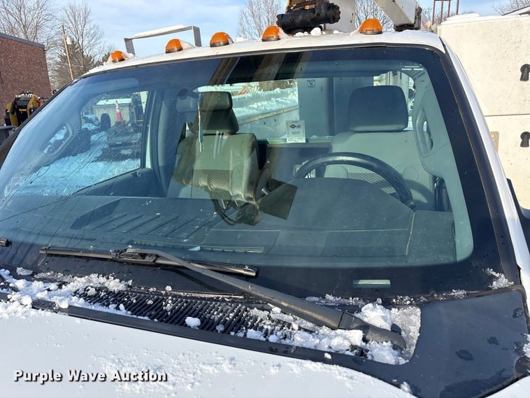 image for item FK1045 2015 Ford F450 utility / service truck