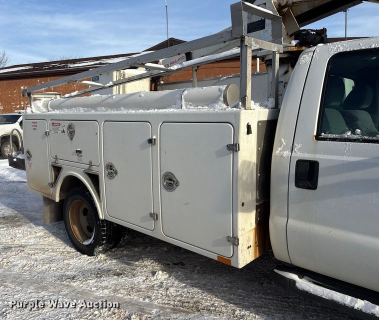 image for item FK1045 2015 Ford F450 utility / service truck