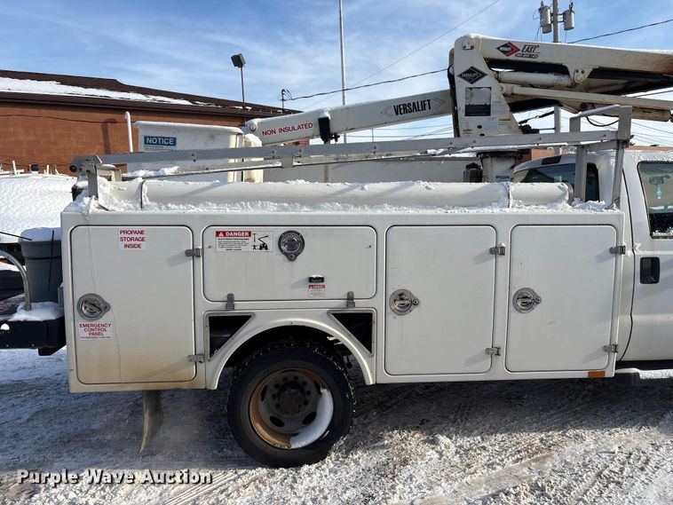 image for item FK1045 2015 Ford F450 utility / service truck