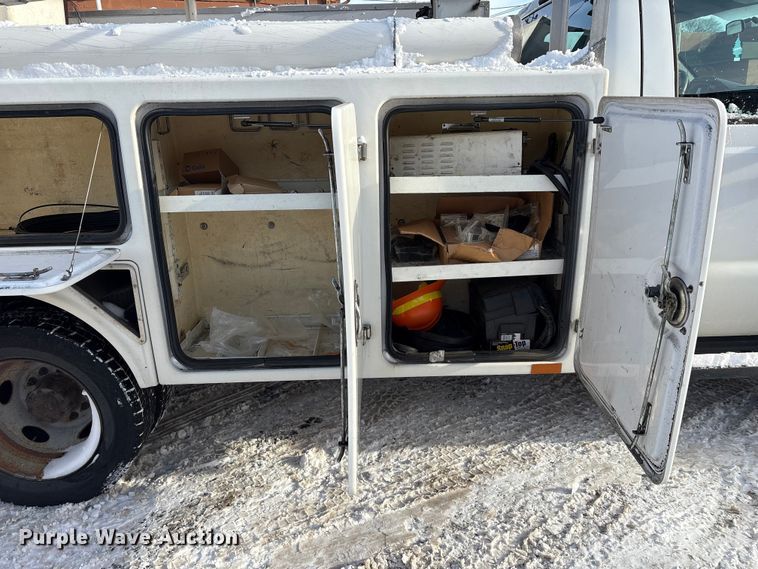 image for item FK1045 2015 Ford F450 utility / service truck