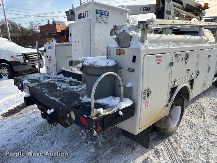 image for item FK1045 2015 Ford F450 utility / service truck