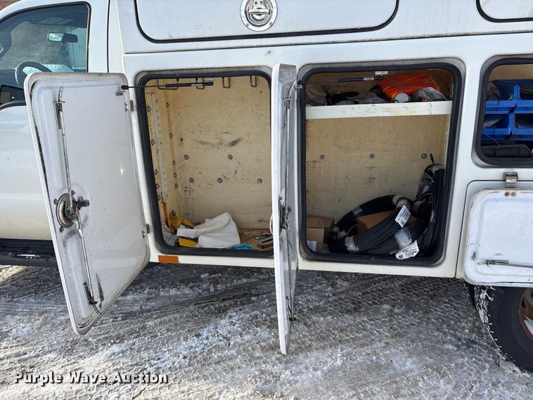 image for item FK1045 2015 Ford F450 utility / service truck