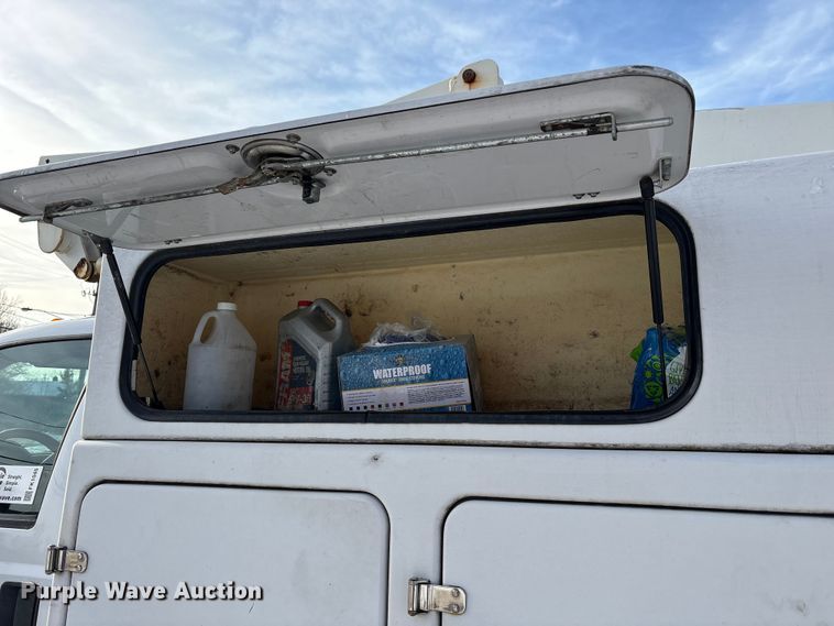 image for item FK1045 2015 Ford F450 utility / service truck