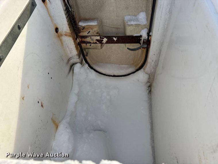 image for item FK1045 2015 Ford F450 utility / service truck