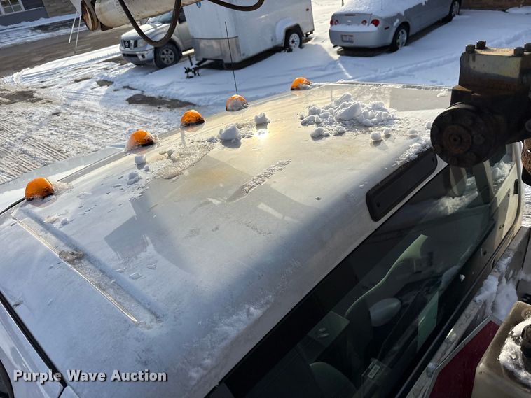 image for item FK1045 2015 Ford F450 utility / service truck