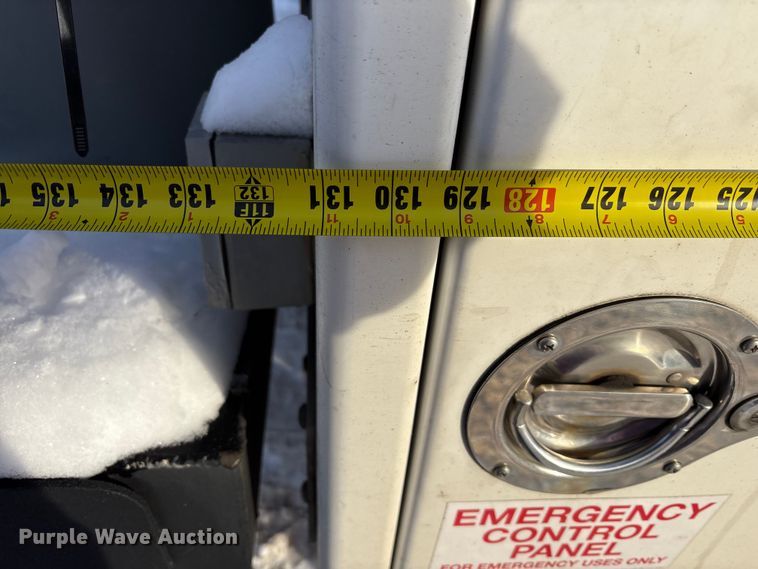 image for item FK1045 2015 Ford F450 utility / service truck