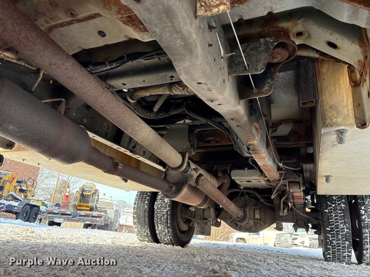 image for item FK1045 2015 Ford F450 utility / service truck