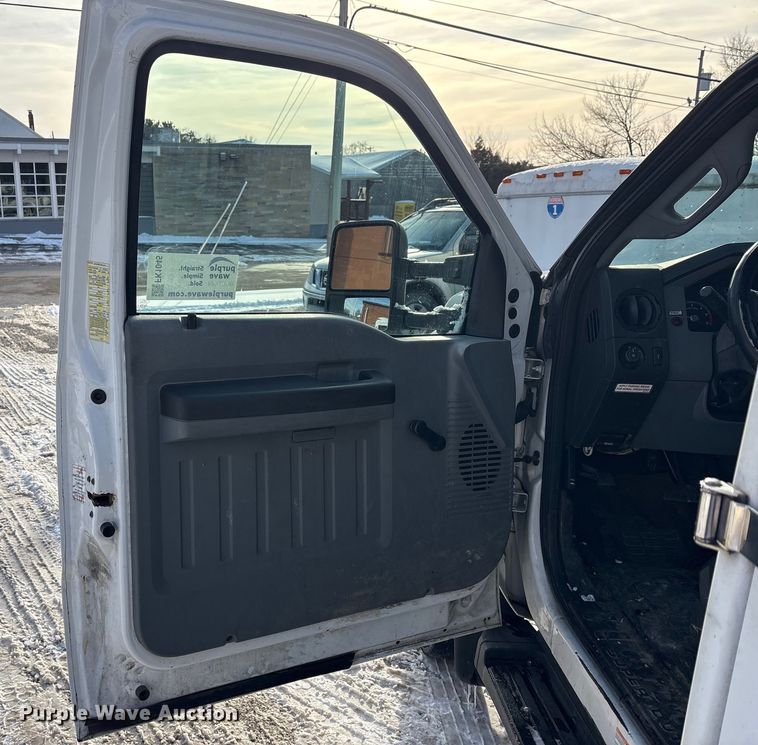 image for item FK1045 2015 Ford F450 utility / service truck