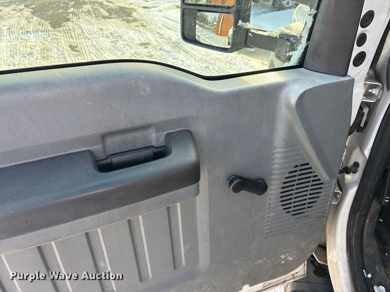 image for item FK1045 2015 Ford F450 utility / service truck