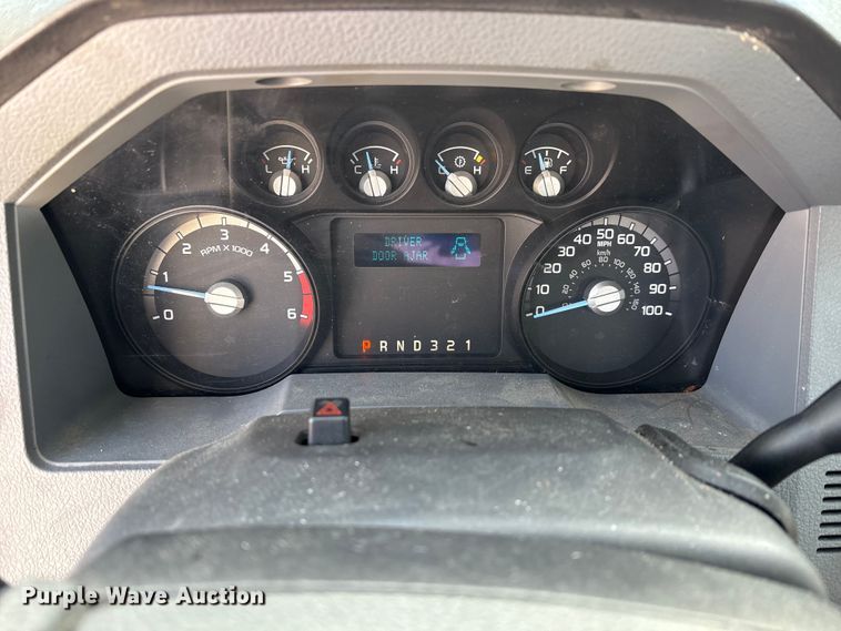 image for item FK1045 2015 Ford F450 utility / service truck