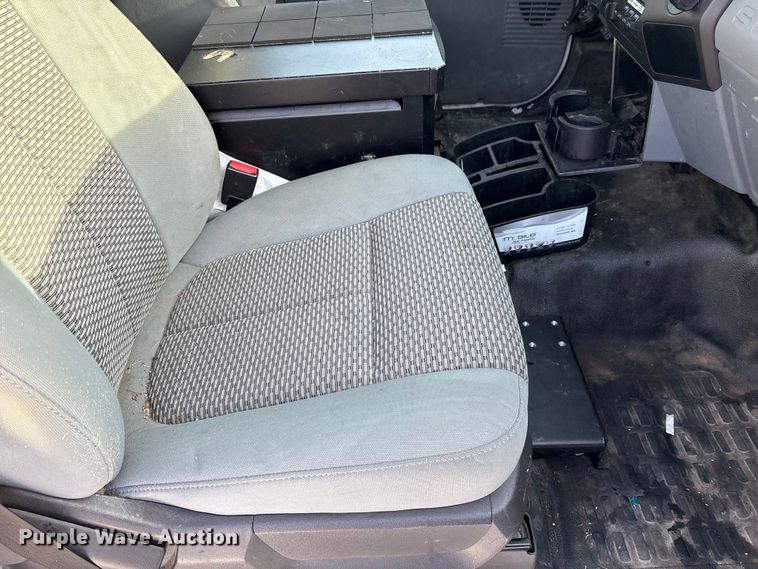 image for item FK1045 2015 Ford F450 utility / service truck