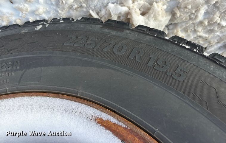 image for item FK1045 2015 Ford F450 utility / service truck