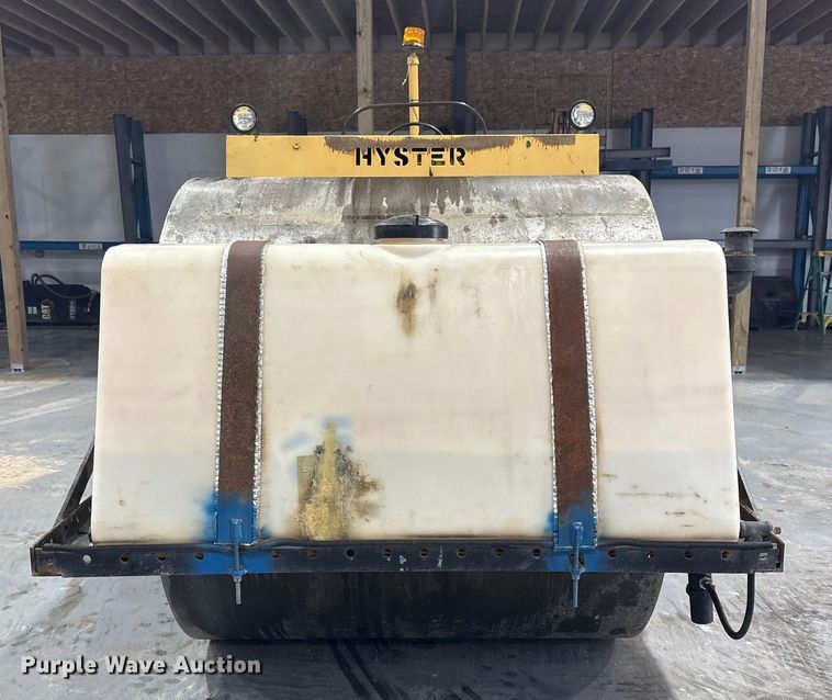 image for item FK1052 Hyster C350B-D double drum vibratory roller