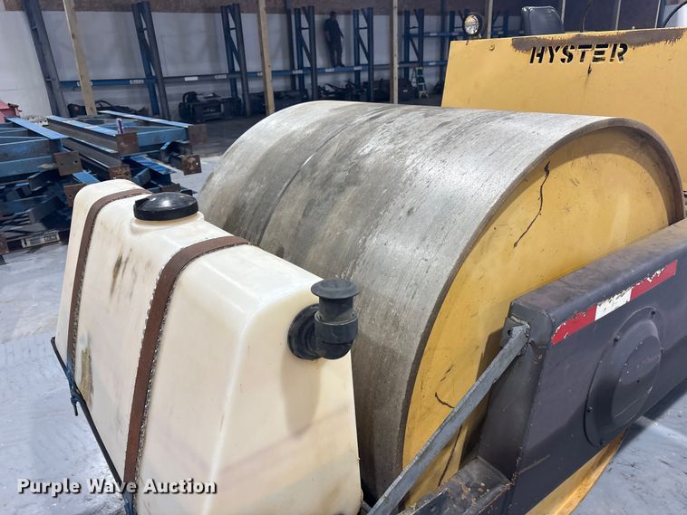 image for item FK1052 Hyster C350B-D double drum vibratory roller
