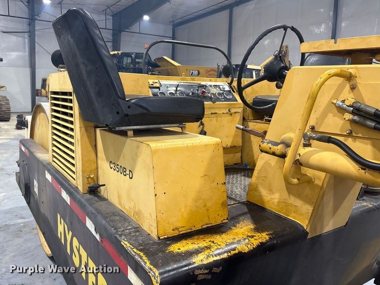 image for item FK1052 Hyster C350B-D double drum vibratory roller