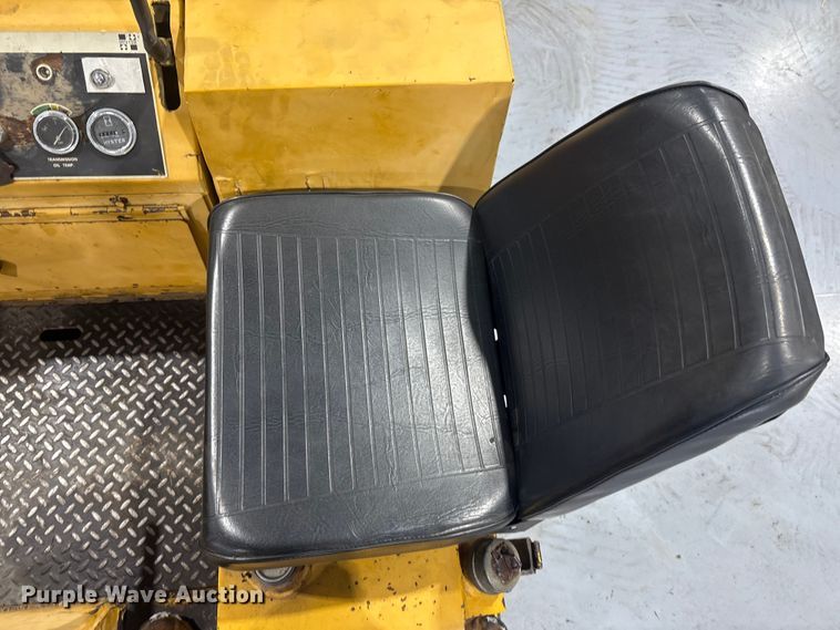 image for item FK1052 Hyster C350B-D double drum vibratory roller