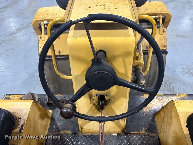 image for item FK1052 Hyster C350B-D double drum vibratory roller