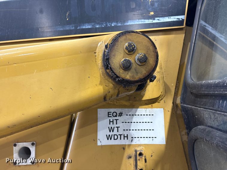 image for item FK1053 1996 Caterpillar 446B backhoe