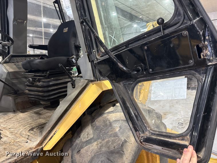 image for item FK1053 1996 Caterpillar 446B backhoe