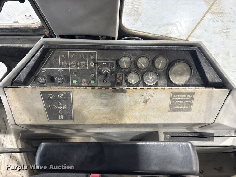 image for item FK1053 1996 Caterpillar 446B backhoe