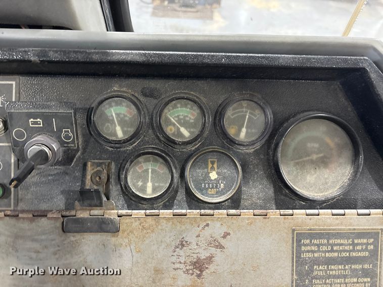 image for item FK1053 1996 Caterpillar 446B backhoe