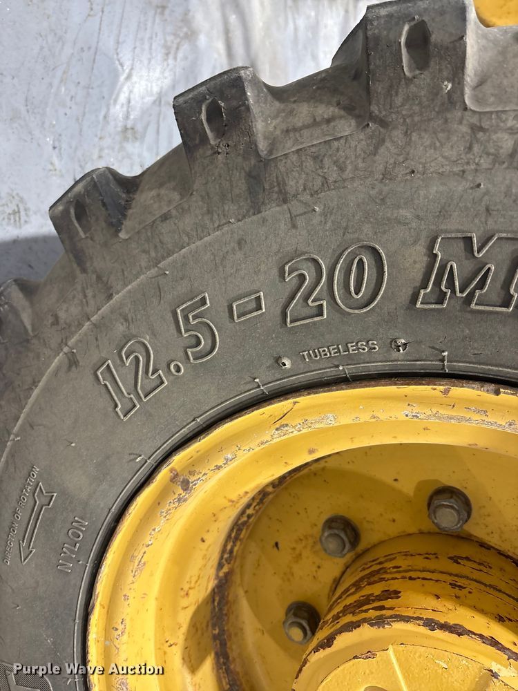 image for item FK1053 1996 Caterpillar 446B backhoe