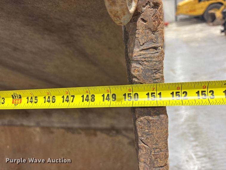 image for item FK1054 2005 Volvo L330E wheel loader