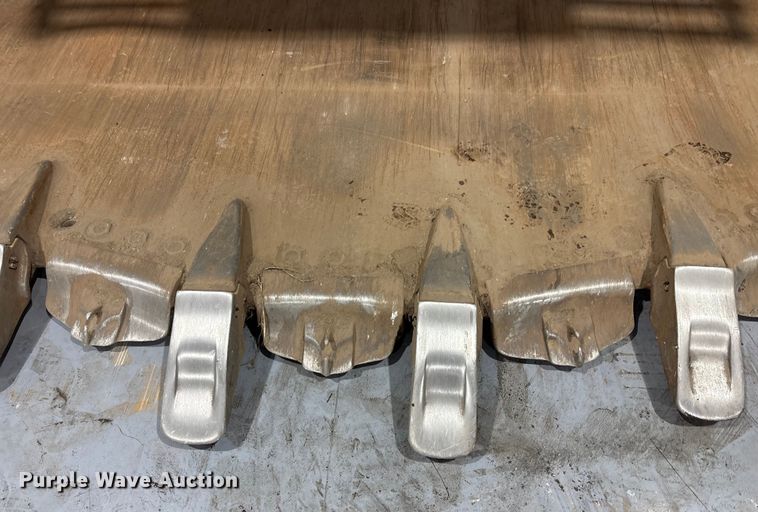 image for item FK1054 2005 Volvo L330E wheel loader