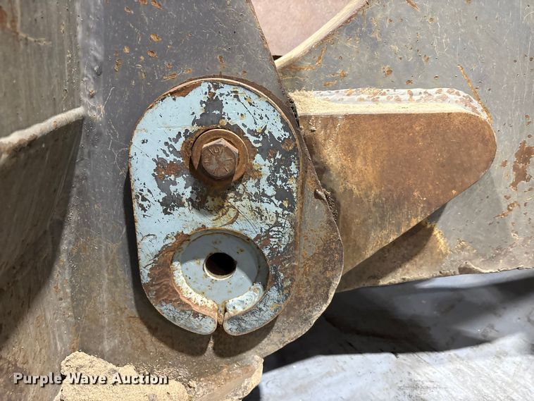 image for item FK1054 2005 Volvo L330E wheel loader