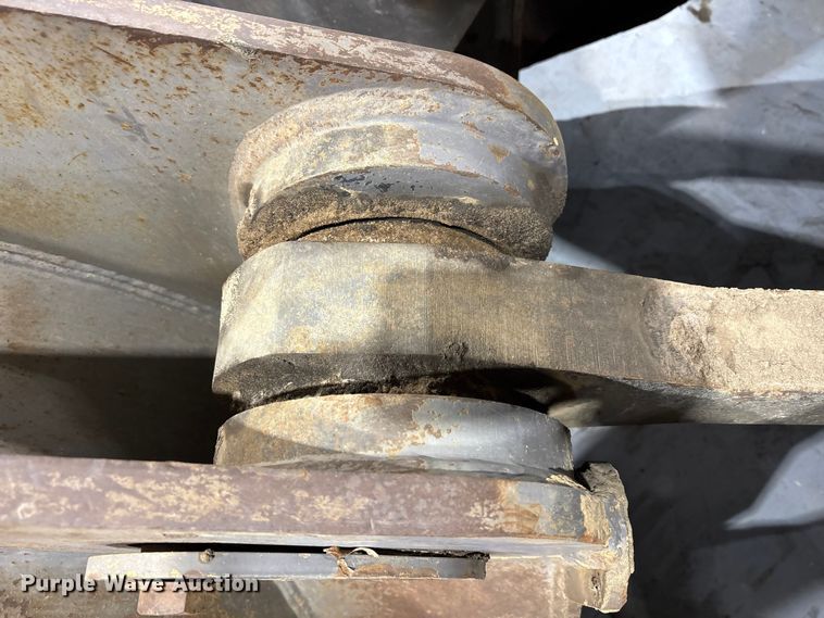 image for item FK1054 2005 Volvo L330E wheel loader